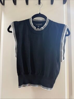 Strut & Bolt Knit Ruffle Sleeve Top with White Trim